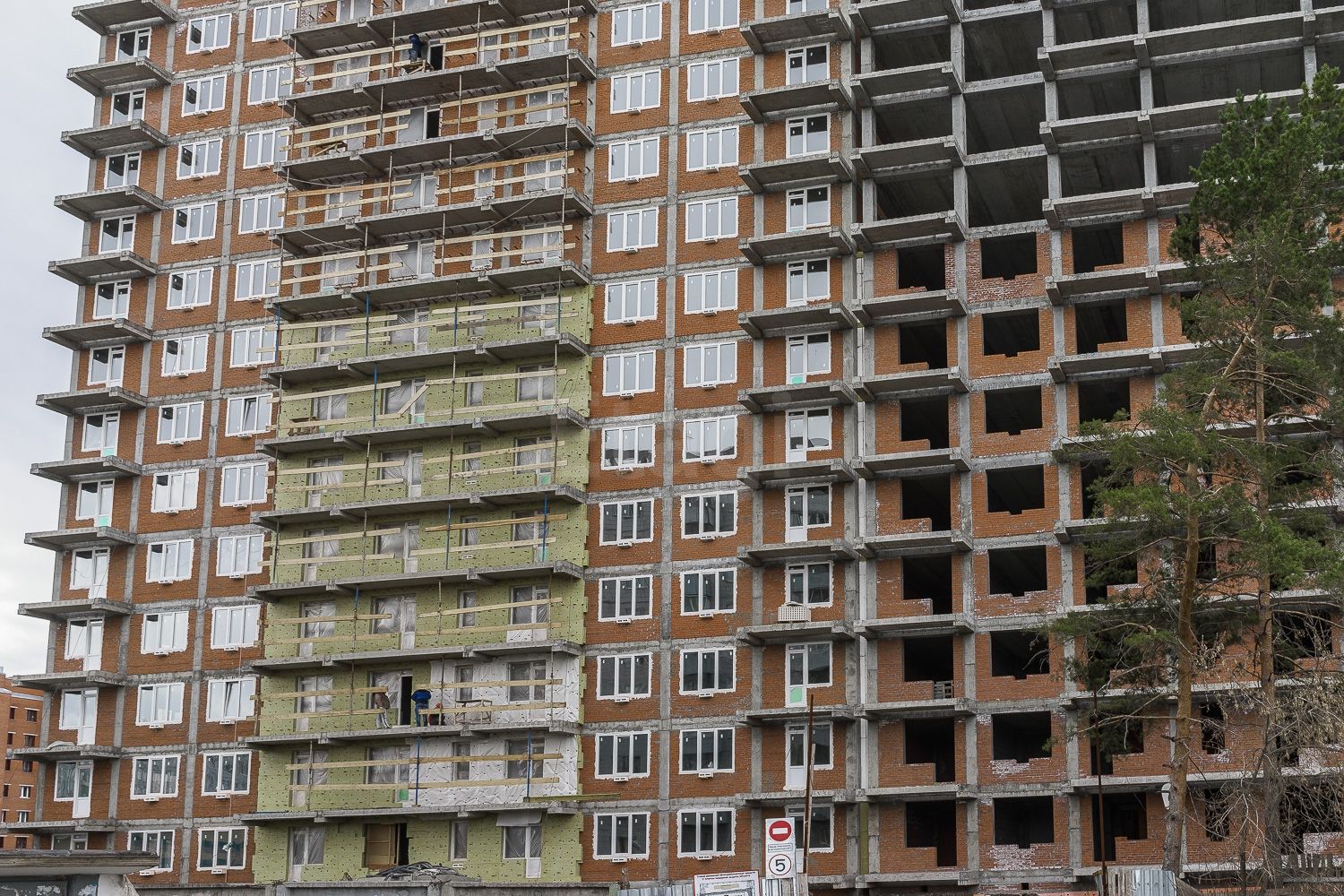 Застройщик Кемеровогражданстрой, Жилой дом Сарыгина 37, ЖК Времена года - фото номер 12 Застройщик Кемеровогражданстрой, Жилой дом Сарыгина 37, ЖК Времена года - фото номер 12