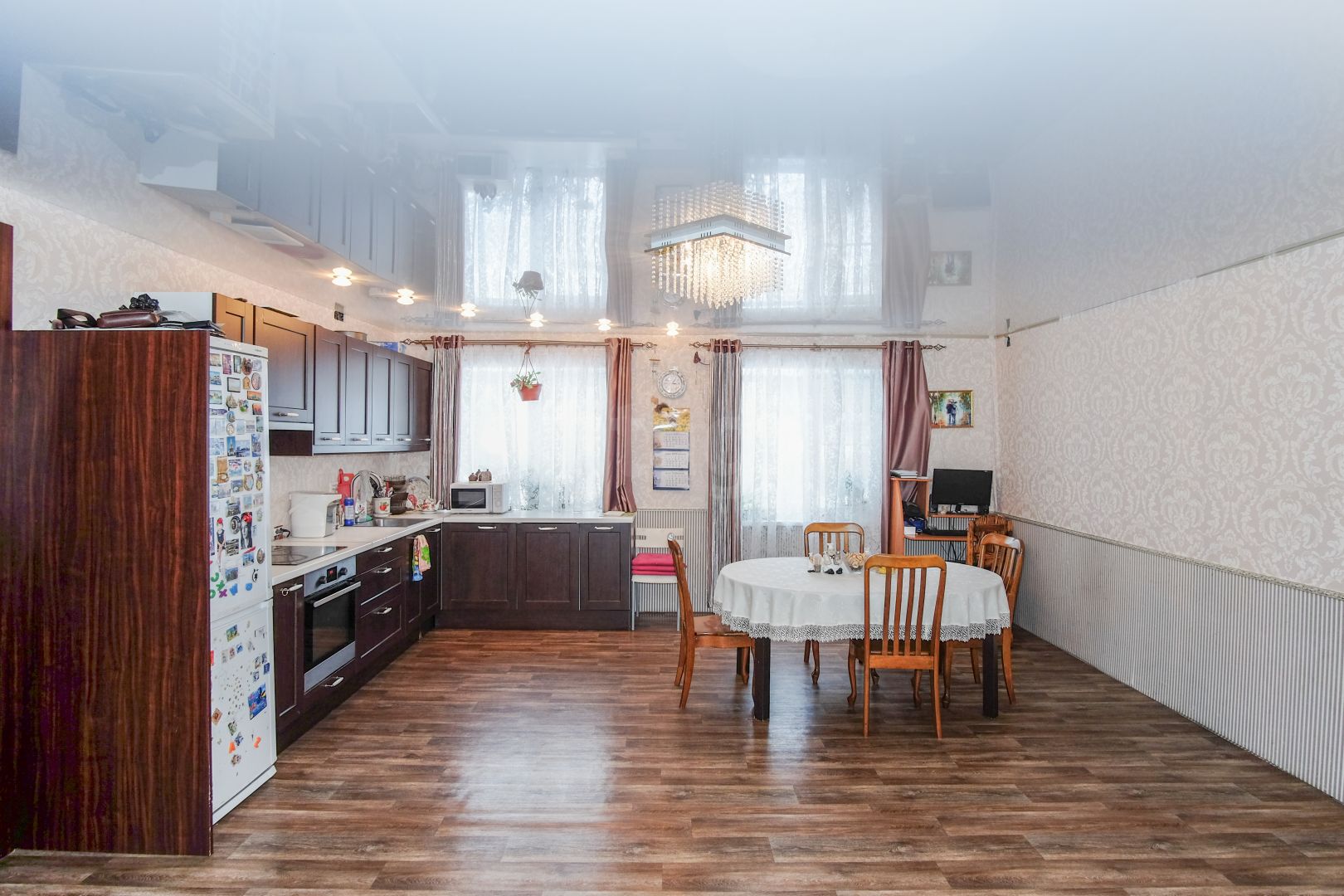 Продажа дома, 208м <sup>2</sup>, 4 сот., Златоуст, Подсобное хозяйство 1 Продажа дома, 208м <sup>2</sup>, 4 сот., Златоуст, Подсобное хозяйство 1