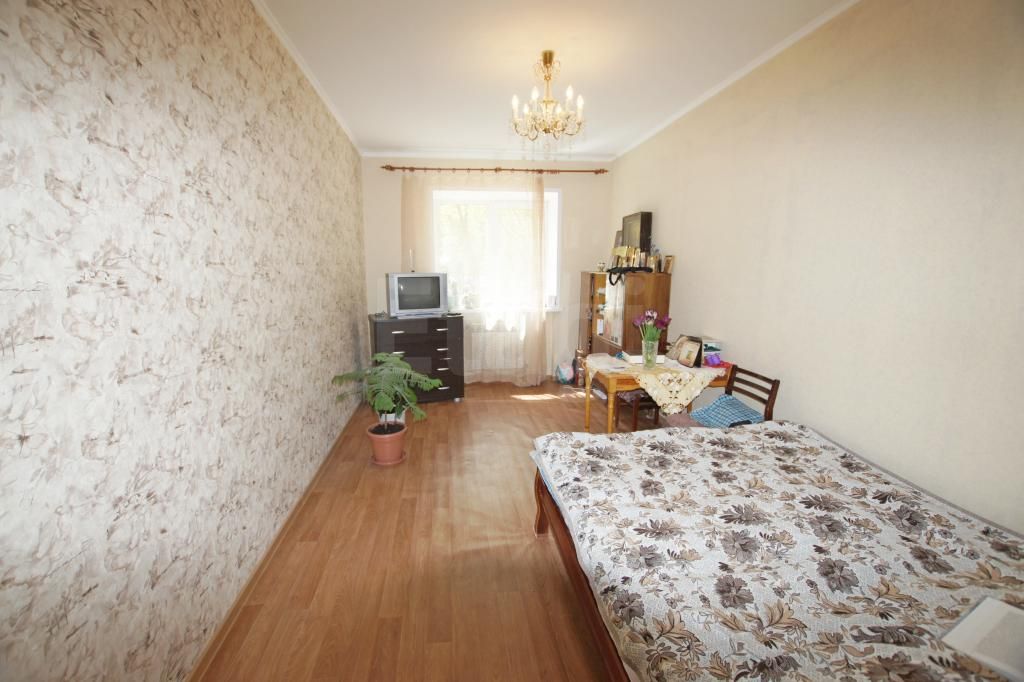 Продажа 1-комн. квартиры, г. Калуга, Поле Свободы 129
