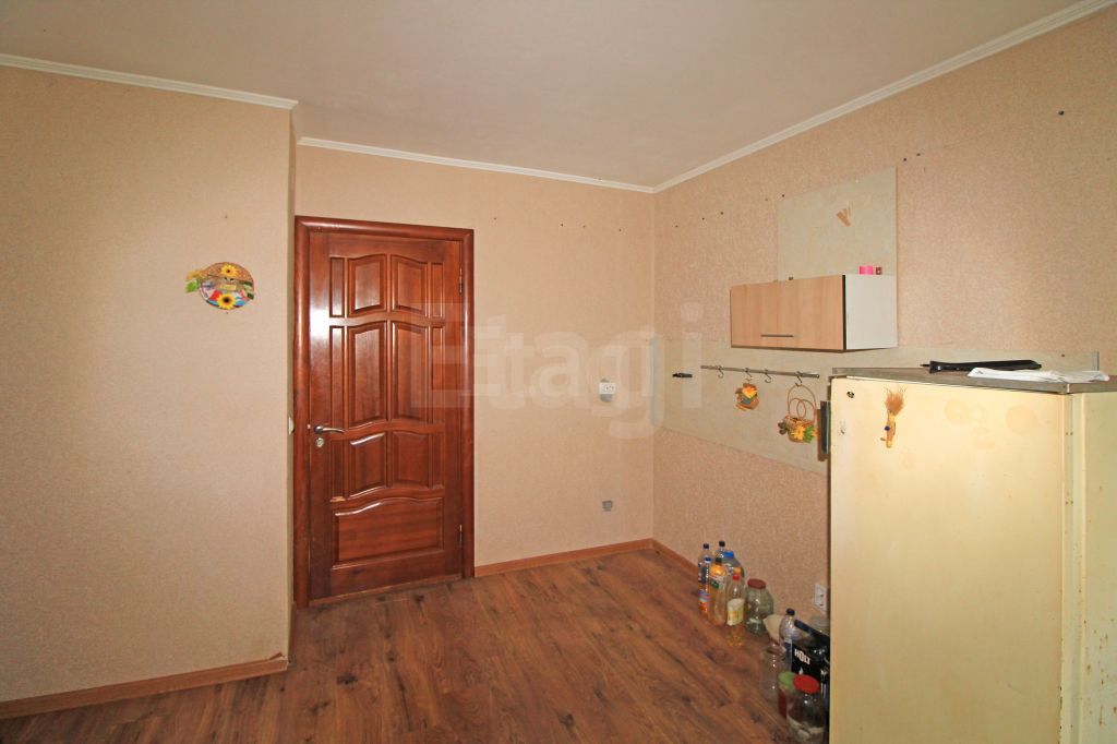 Продажа комнаты, г. Калуга, Генерала Попова 9