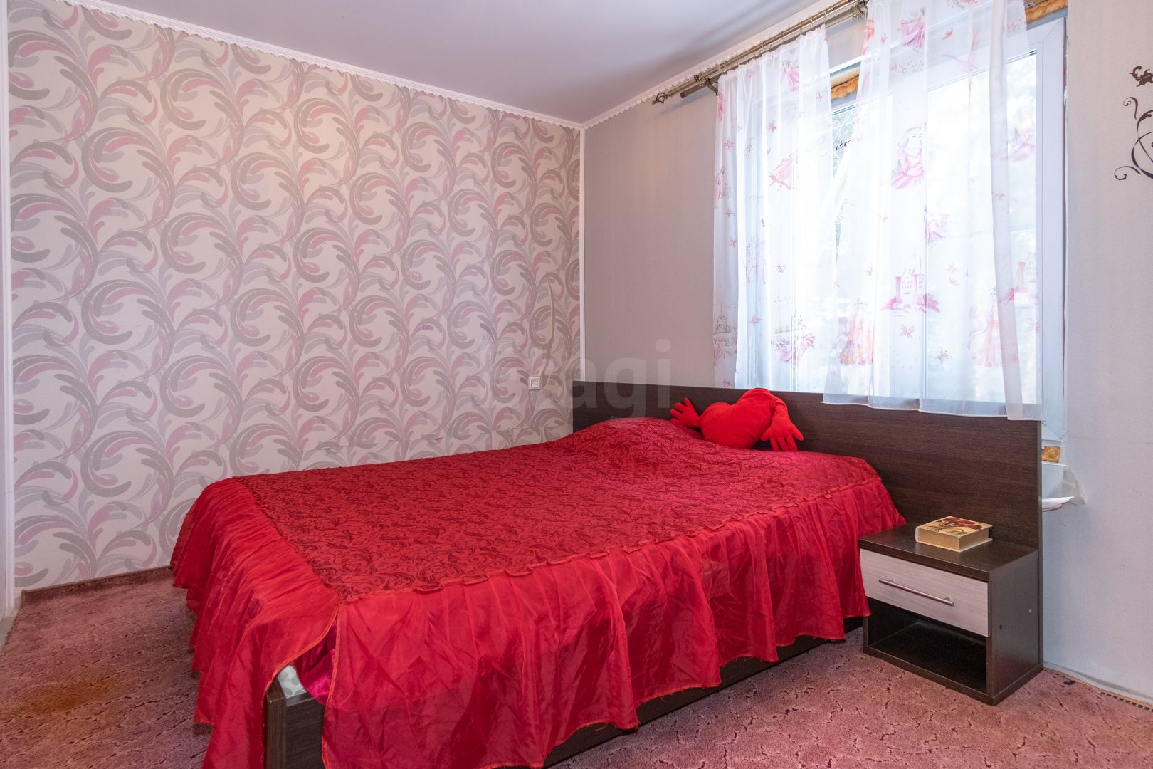 Продажа дома, 208м <sup>2</sup>, 4 сот., Златоуст, Подсобное хозяйство 1 Продажа дома, 208м <sup>2</sup>, 4 сот., Златоуст, Подсобное хозяйство 1