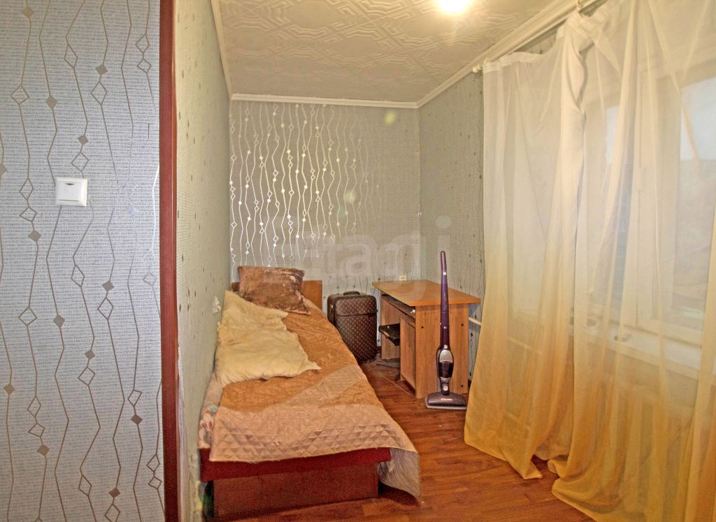 Продажа комнаты, г. Калуга, Баррикад 125 к 1