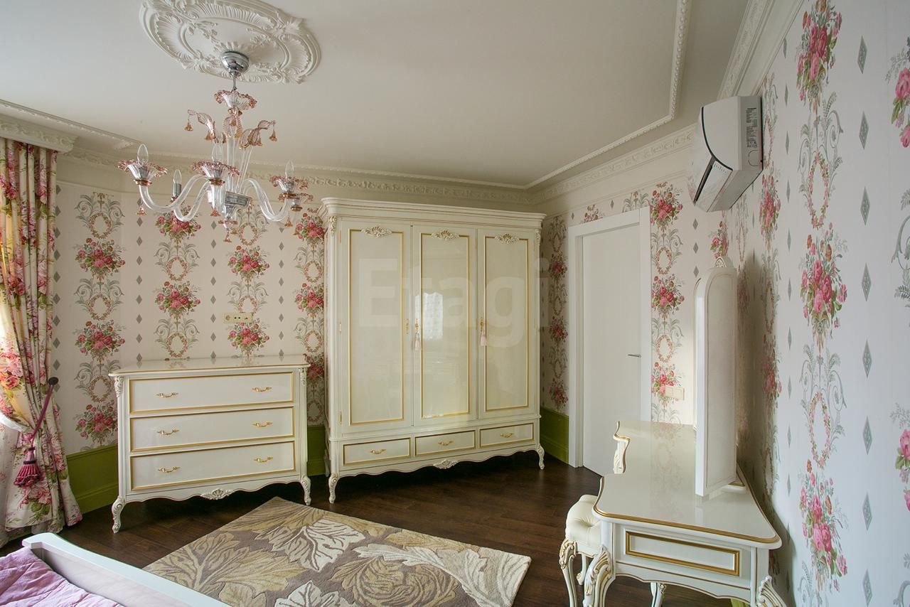 Продажа 4-комнатной квартиры, Красноярск, Молокова, 1 к 1 Продажа 4-комнатной квартиры, Красноярск, Молокова, 1 к 1