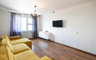 4-комн. квартира, 100.4 м², в Минск (косметический ремонт)