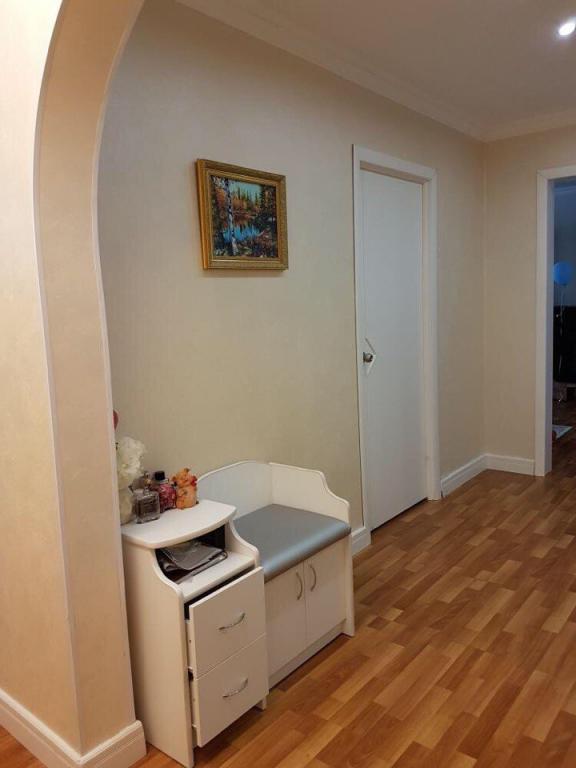 Объявление. г. Тюмень, 2-комн.кв. 64кв.м, Николая Семенова, 29 к 2. Фото 2