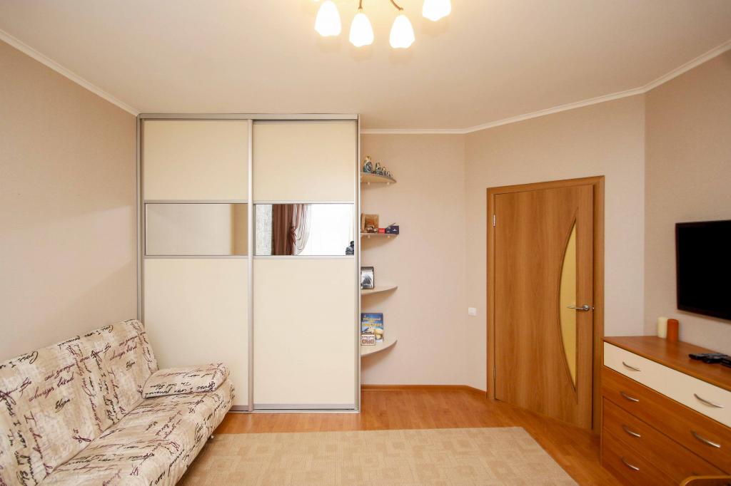 Объявление. г. Тюмень, 2-комн.кв. 84.1кв.м, 50 лет ВЛКСМ, 15 к 1. Фото 4