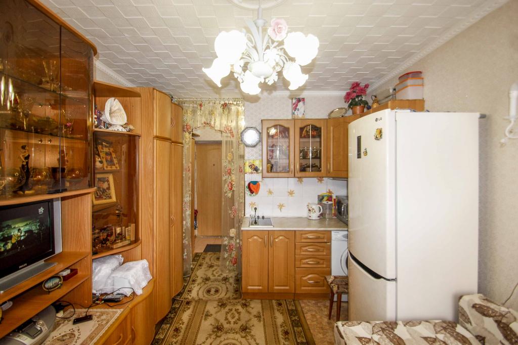 Объявление. г. Тюмень, Комната 17кв.м, Республики, 246. Фото 9
