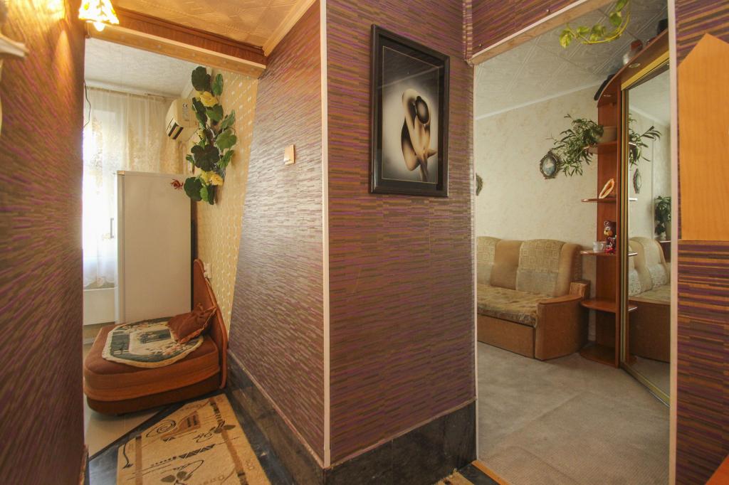 Объявление. г. Тюмень, 1-комн.кв. 32.5кв.м, Домостроителей, 6а. Фото 3