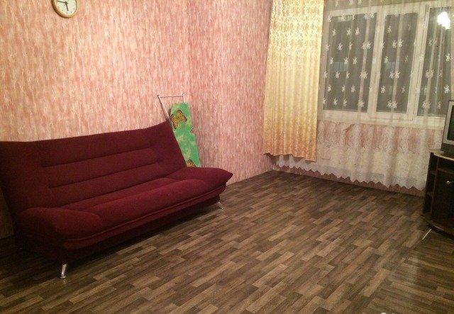 Объявление. г. Сургут, 1-комн.кв. 45кв.м, Игоря Киртбая, 13. Фото 2