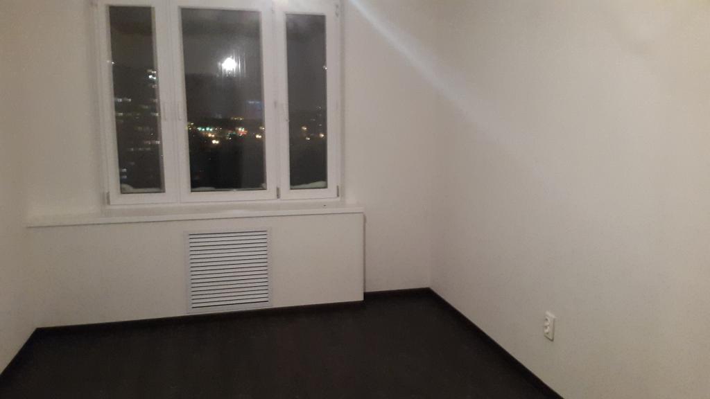 Объявление. г. Сургут, 2-комн.кв. 55.2кв.м, Ивана Захарова, 2 к 1. Фото 3