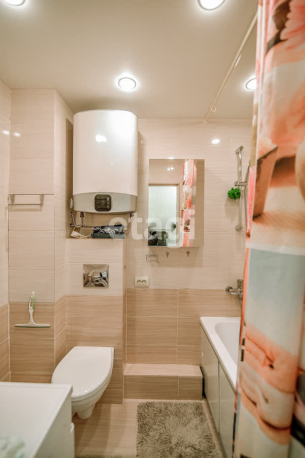 Продажа 2-комнатной квартиры, Южно-Сахалинск, Сахалинская область,  Южно-Сахалинск