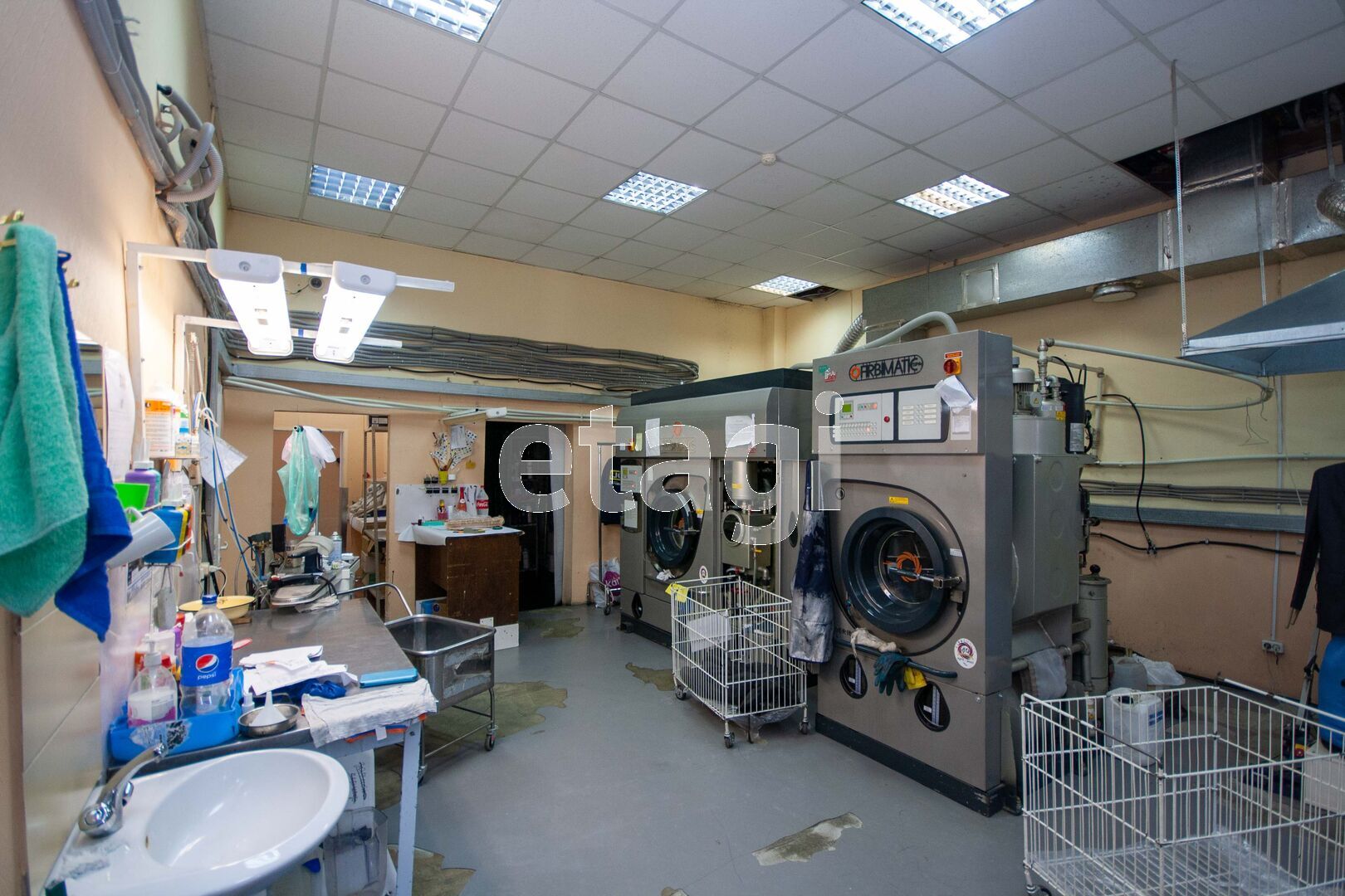 Продажа коммерческой недвижимости, 1141м <sup>2</sup>, Новый Уренгой, Ямало-Ненецкий АО,  Новый Уренгой