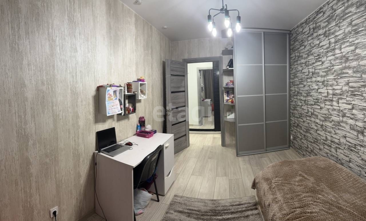 Продажа 3-комнатной квартиры, Южно-Сахалинск, Сахалинская область,  Южно-Сахалинск