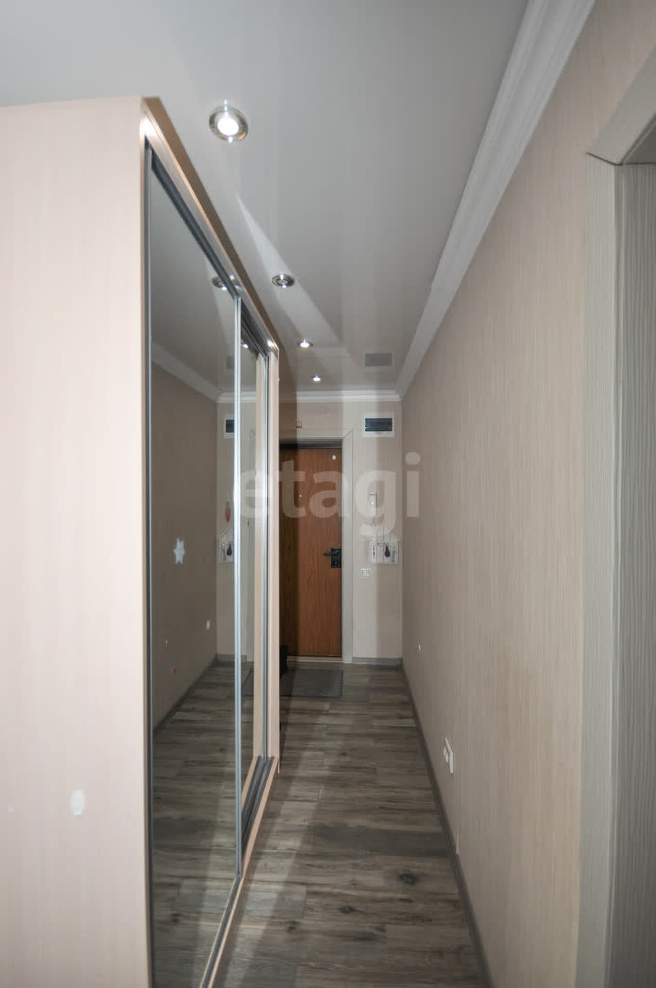 Продажа 4-комнатной квартиры, Южно-Сахалинск, Сахалинская область,  Южно-Сахалинск