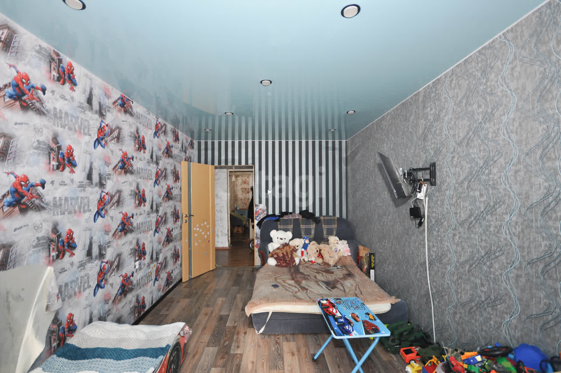 Продажа 3-комнатной квартиры, Южно-Сахалинск, Сахалинская область,  Южно-Сахалинск