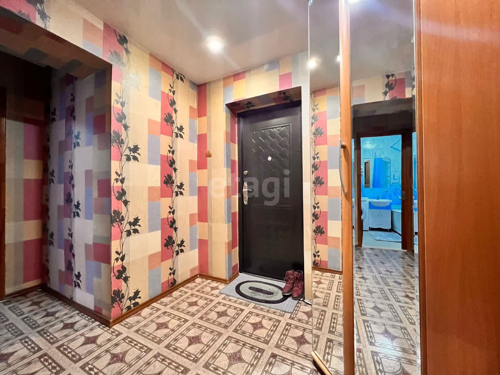 Продажа 2-комнатной квартиры, Южно-Сахалинск, Сахалинская область,  Южно-Сахалинск