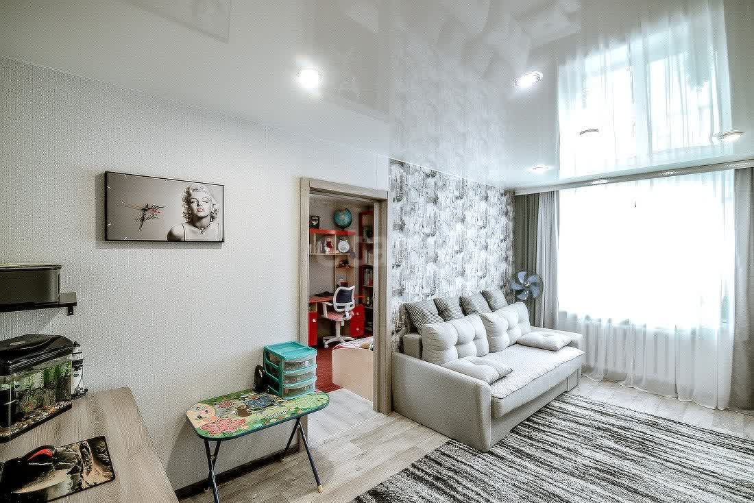 Продажа 3-комнатной квартиры, Южно-Сахалинск, Сахалинская область,  Южно-Сахалинск