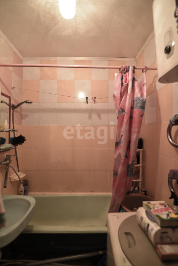 Продажа 2-комнатной квартиры, Южно-Сахалинск, Сахалинская область,  Южно-Сахалинск