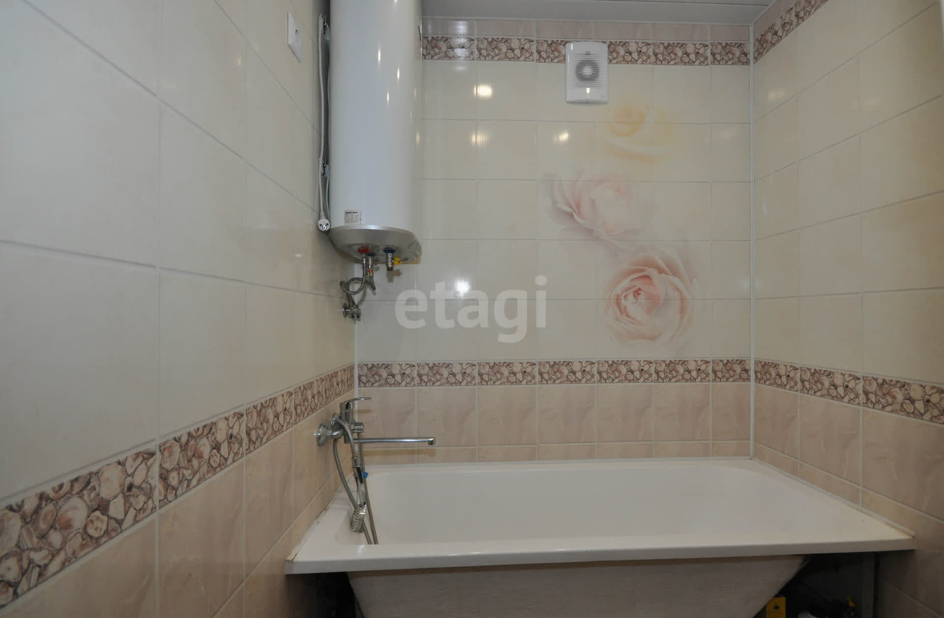 Продажа 2-комнатной квартиры, Южно-Сахалинск, Сахалинская область,  Южно-Сахалинск