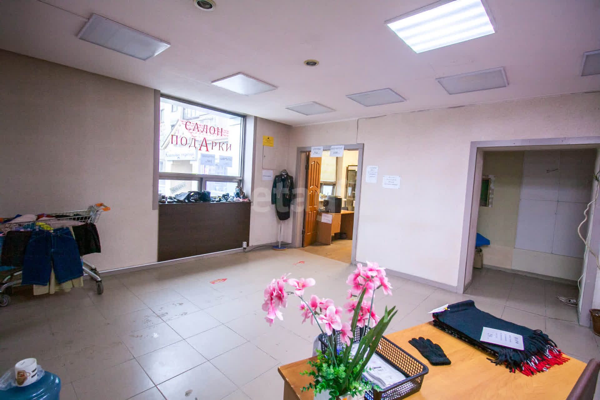 Продажа коммерческой недвижимости, 559м <sup>2</sup>, Южно-Сахалинск, Сахалинская область,  Южно-Сахалинск