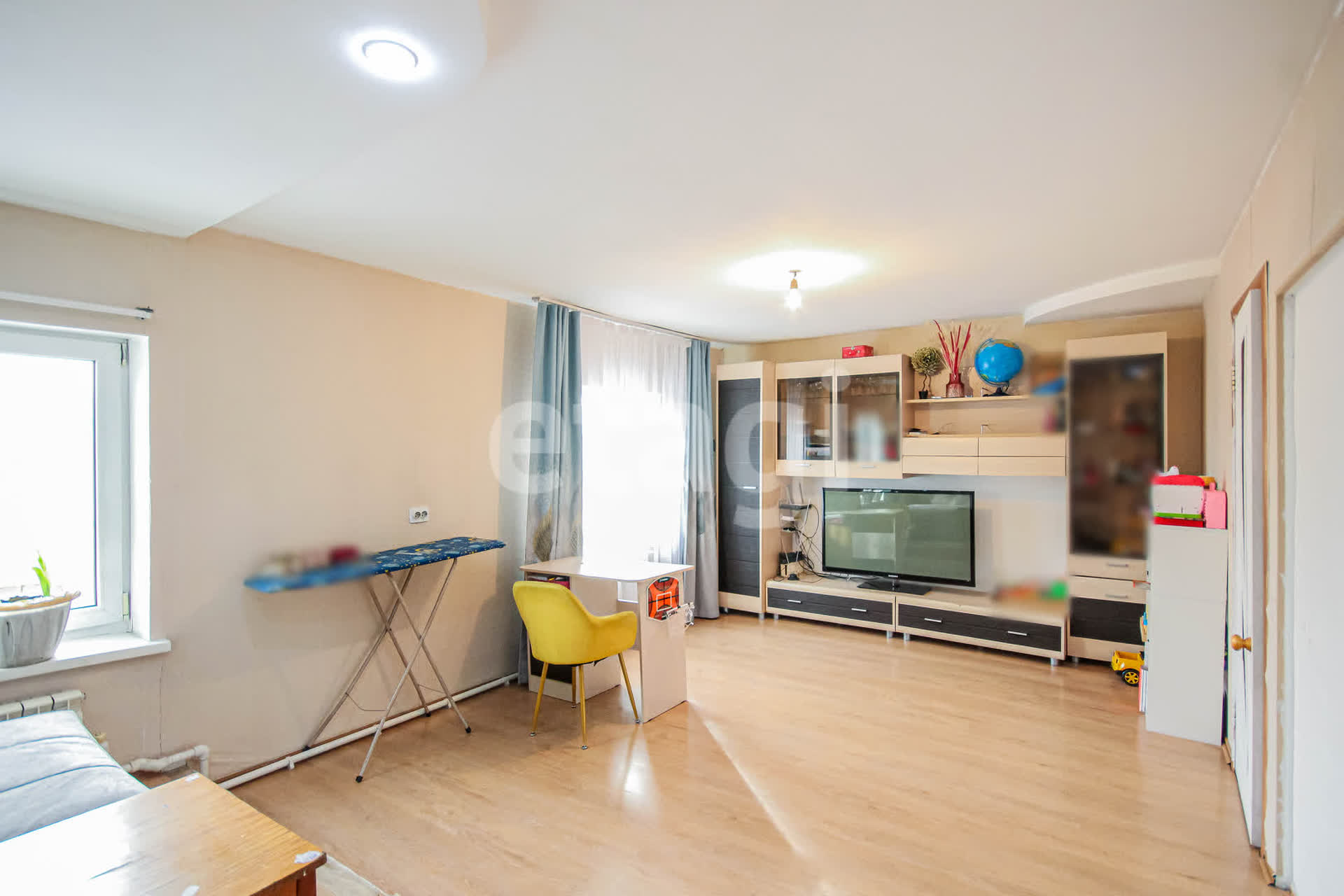 Продажа дома, 200м <sup>2</sup>, 9 сот., Улан-Удэ, Республика Бурятия,  Иволгинский