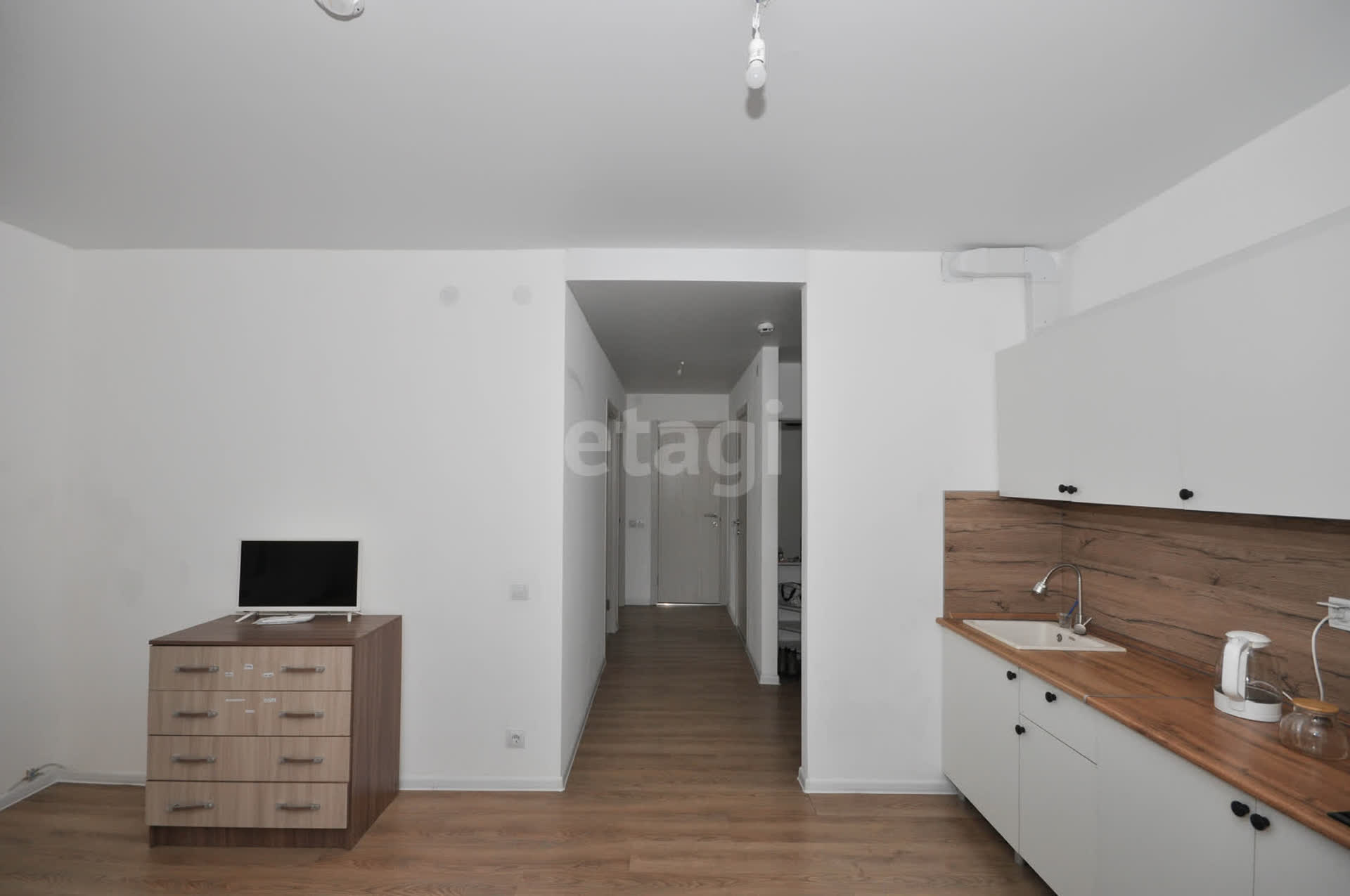 Продажа 2-комнатной квартиры, Южно-Сахалинск, Сахалинская область,  Южно-Сахалинск