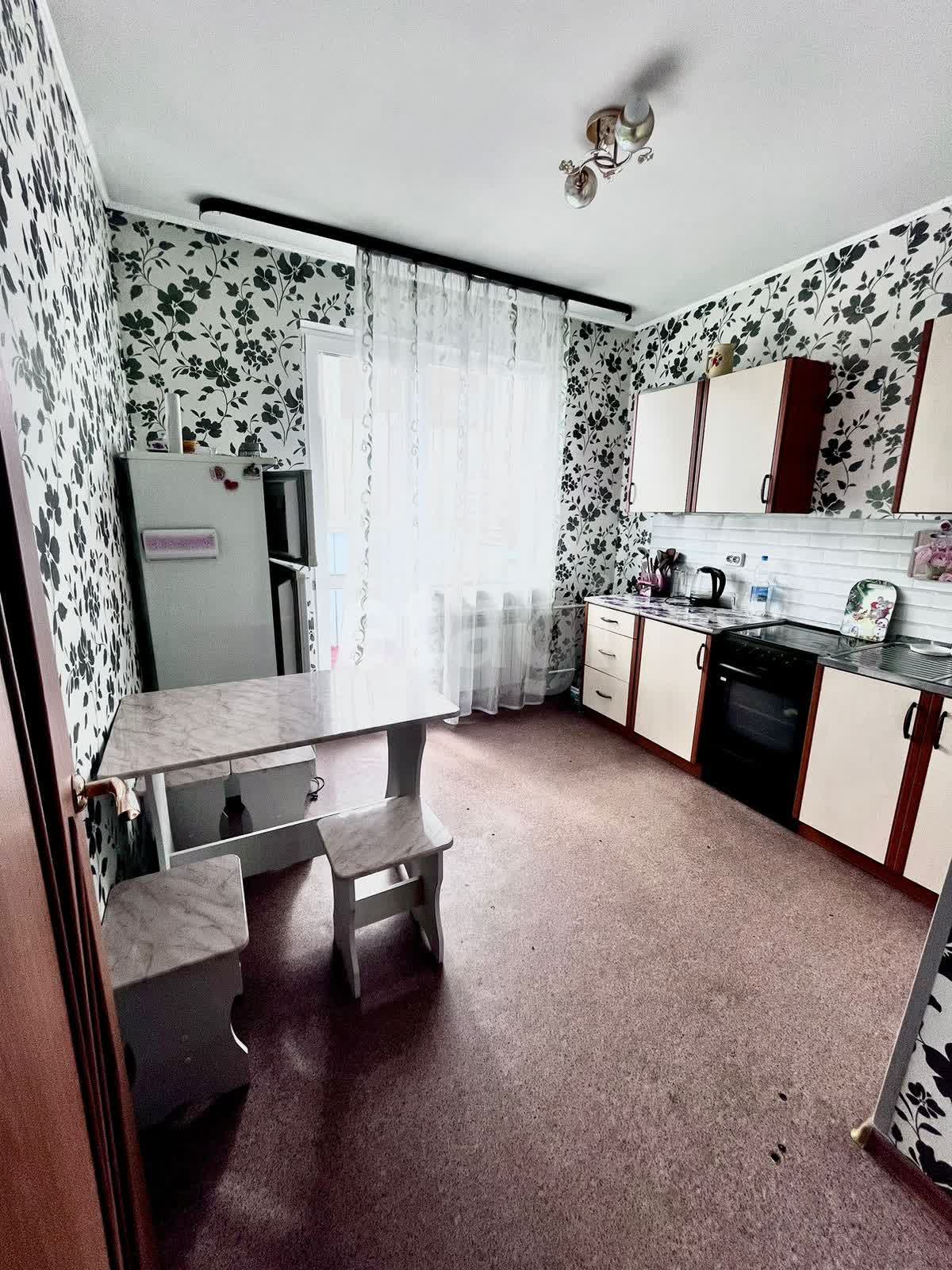 Продажа 2-комнатной квартиры, Южно-Сахалинск, Сахалинская область,  Южно-Сахалинск