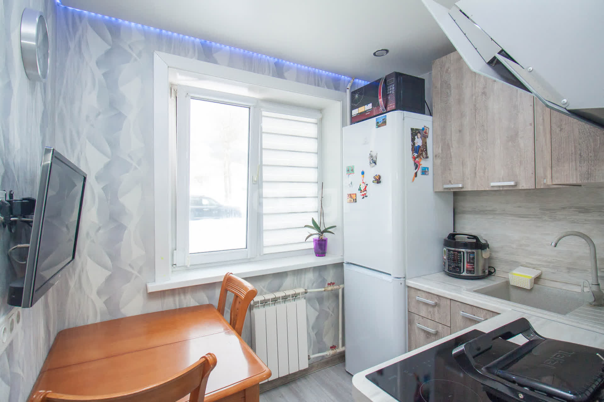 Продажа 2-комнатной квартиры, Южно-Сахалинск, Сахалинская область,  Южно-Сахалинск