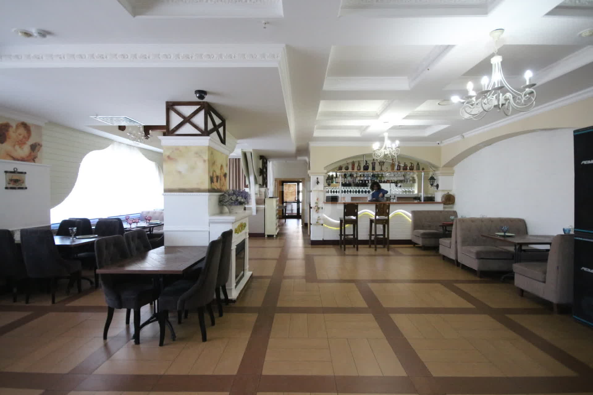 Аренда коммерческой недвижимости, 397м <sup>2</sup>, Новый Уренгой, Ямало-Ненецкий АО,  Новый Уренгой