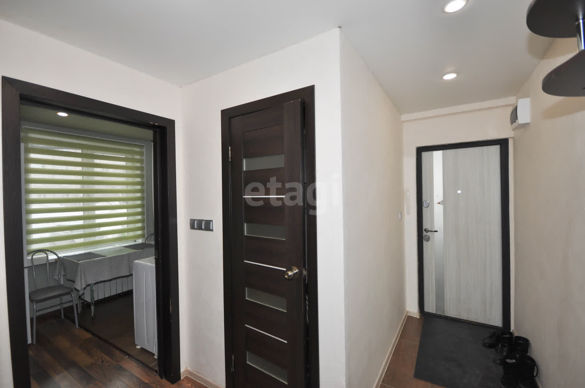 Продажа 2-комнатной квартиры, Южно-Сахалинск, Сахалинская область,  Южно-Сахалинск