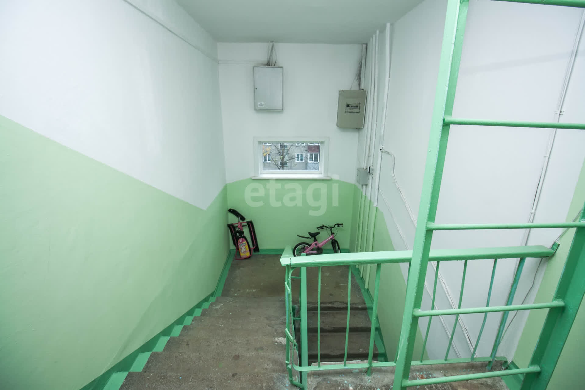 Продажа 2-комнатной квартиры, Южно-Сахалинск, Сахалинская область,  Южно-Сахалинск