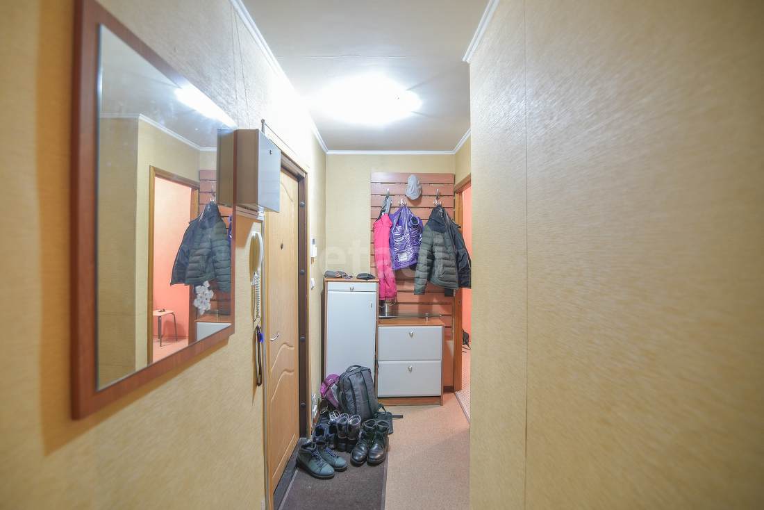 Продажа 2-комнатной квартиры, Южно-Сахалинск, Сахалинская область,  Южно-Сахалинск