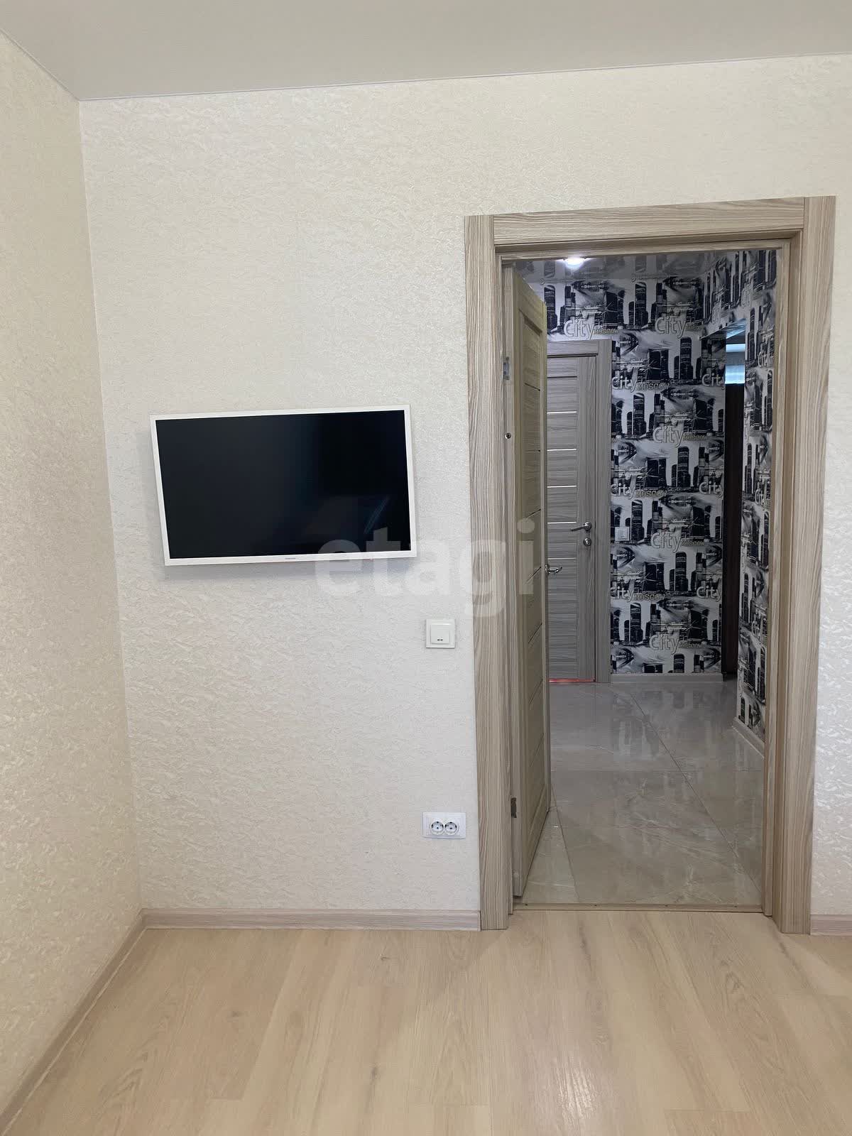 Продажа 3-комнатной квартиры, Южно-Сахалинск, Сахалинская область,  Южно-Сахалинск