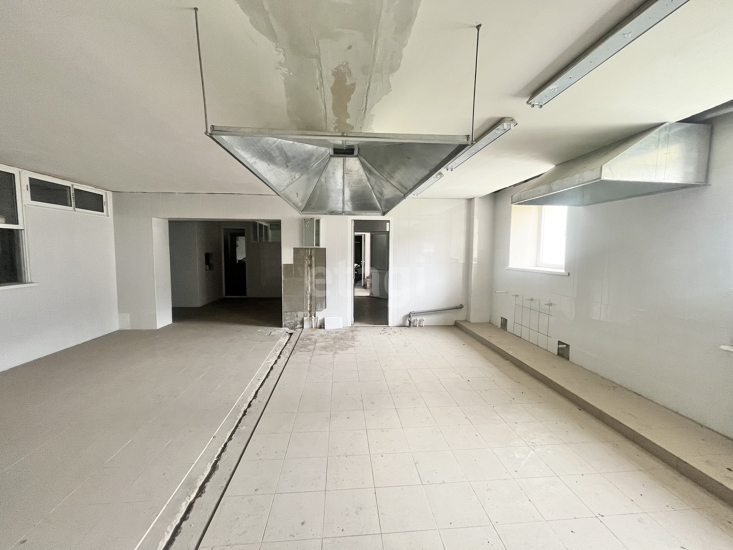 Продажа коммерческой недвижимости, 1344м <sup>2</sup>, Улан-Удэ, Бурятия,  посёлок городского типа Заиграево