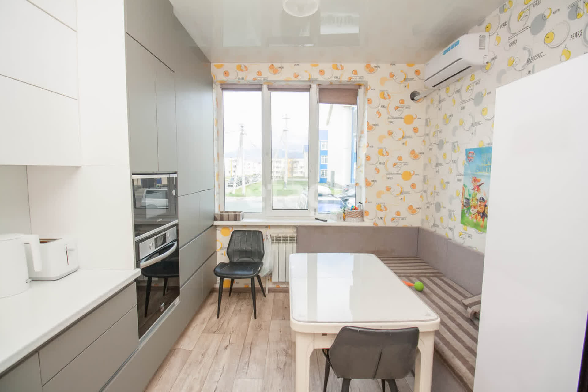 Продажа 3-комнатной квартиры, Южно-Сахалинск, Сахалинская область,  Южно-Сахалинск