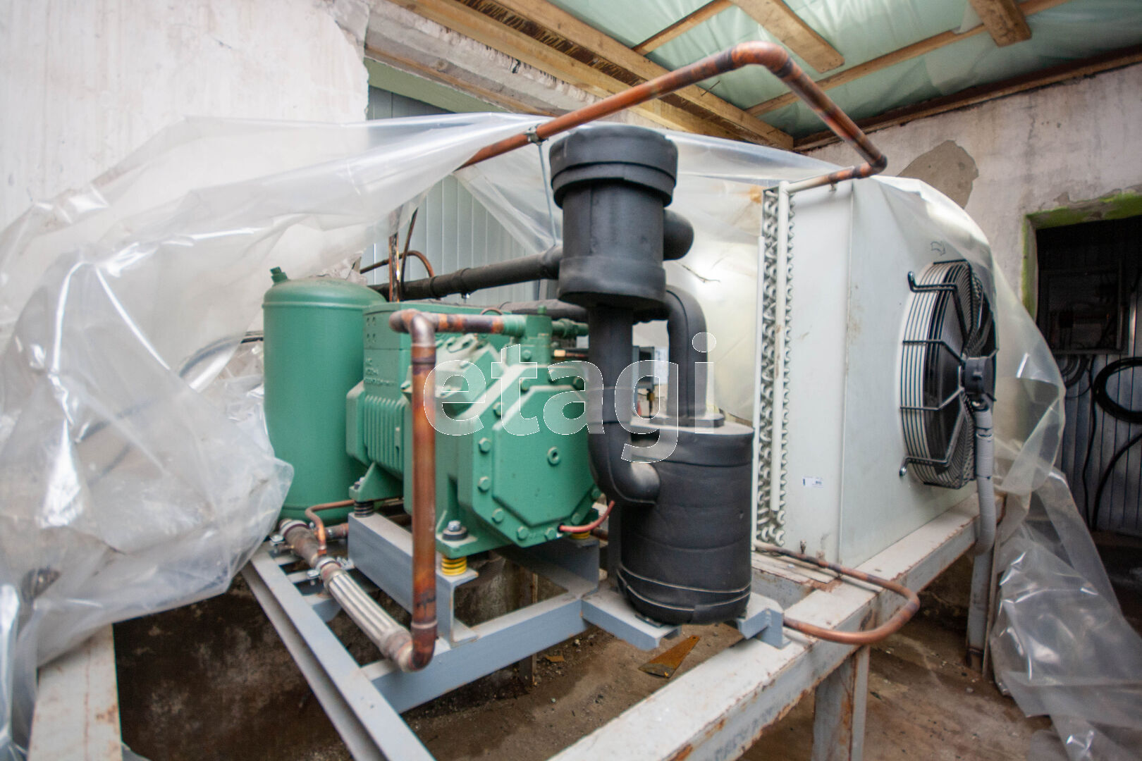 Продажа коммерческой недвижимости, 142м <sup>2</sup>, Новый Уренгой, Ямало-Ненецкий АО,  Новый Уренгой