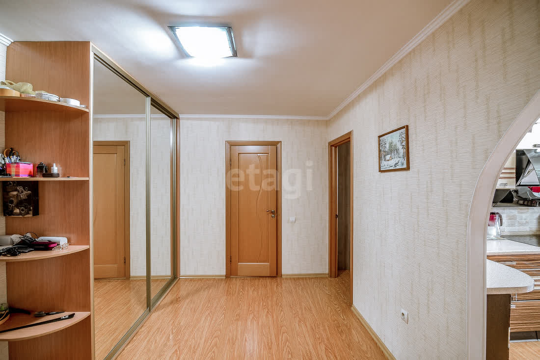 Продажа 2-комнатной квартиры, Южно-Сахалинск, Сахалинская область,  Южно-Сахалинск