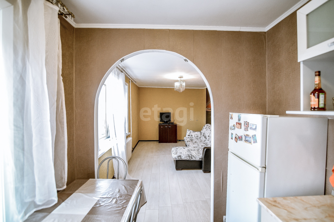 Продажа 2-комнатной квартиры, Южно-Сахалинск, Сахалинская область,  Южно-Сахалинск