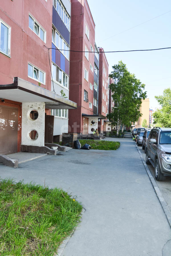 Продажа 3-комнатной квартиры, Южно-Сахалинск, Сахалинская область,  Южно-Сахалинск