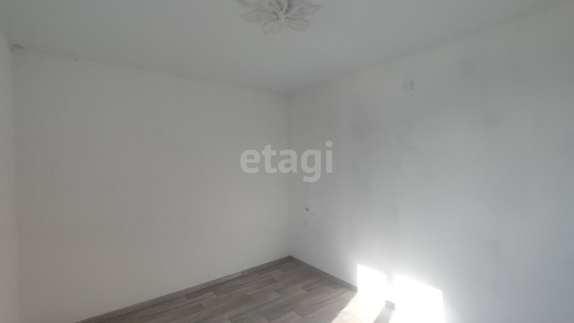 Продажа дома, 195м <sup>2</sup>, 8 сот., Улан-Удэ, Республика Бурятия,  Тарбагатайский