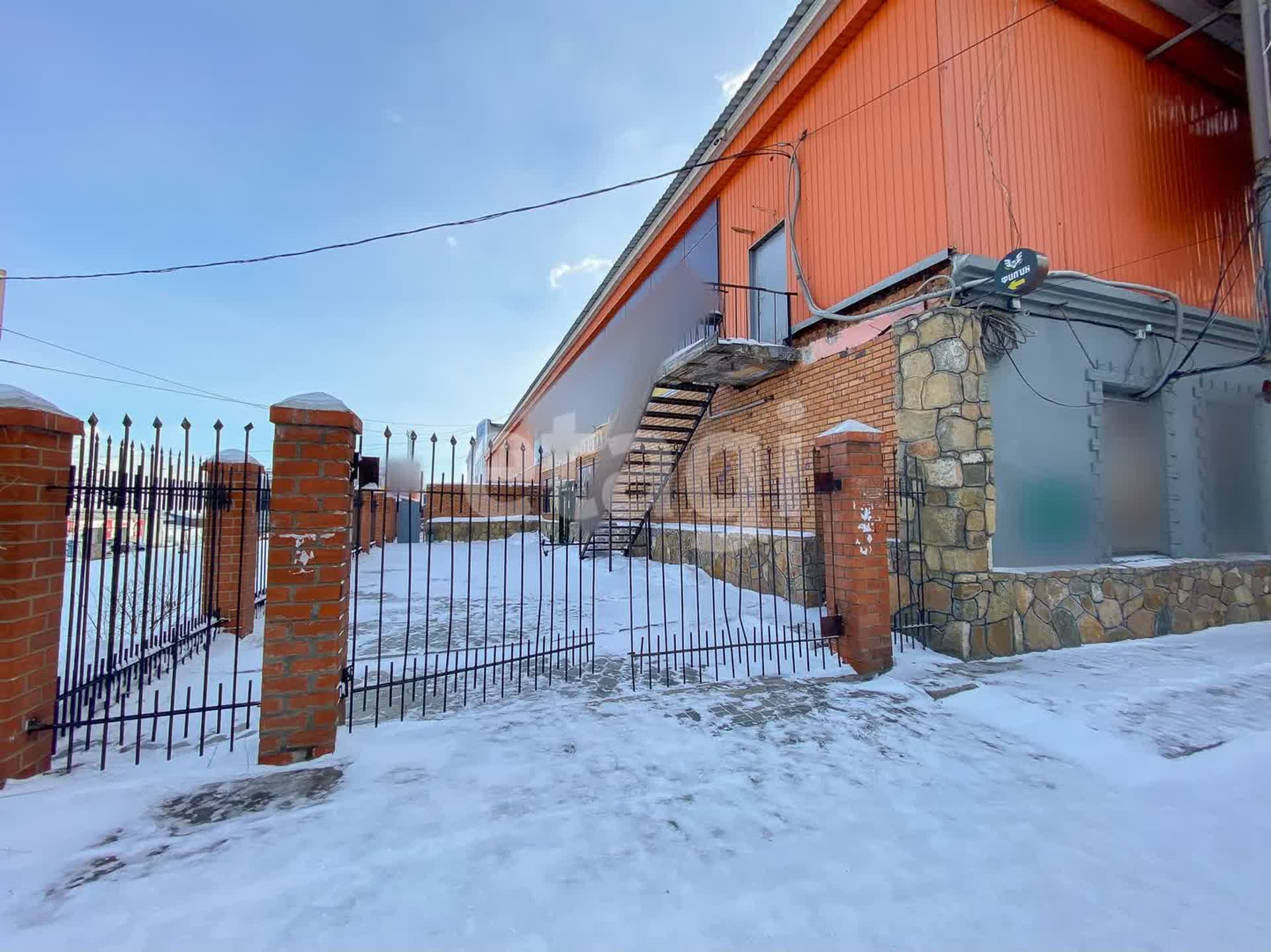 Аренда коммерческой недвижимости, 196м <sup>2</sup>, Улан-Удэ, Бурятия,  Улан-Удэ