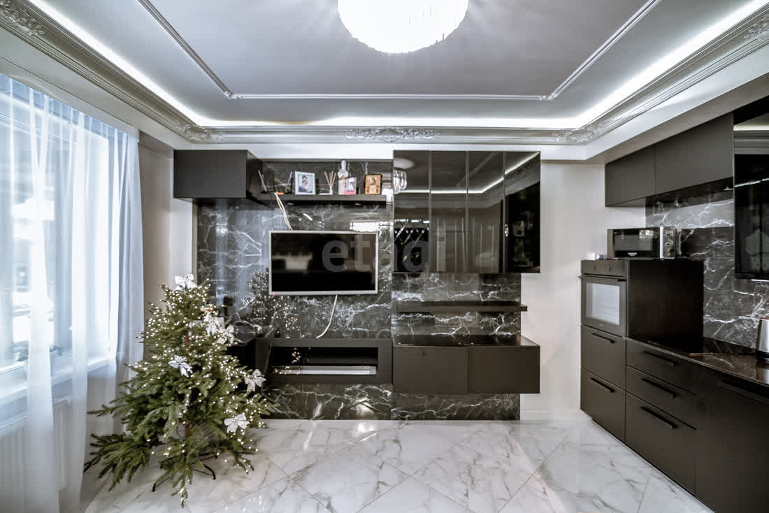 Аренда 5-комнатной квартиры, Южно-Сахалинск, Сахалинская область,  Южно-Сахалинск