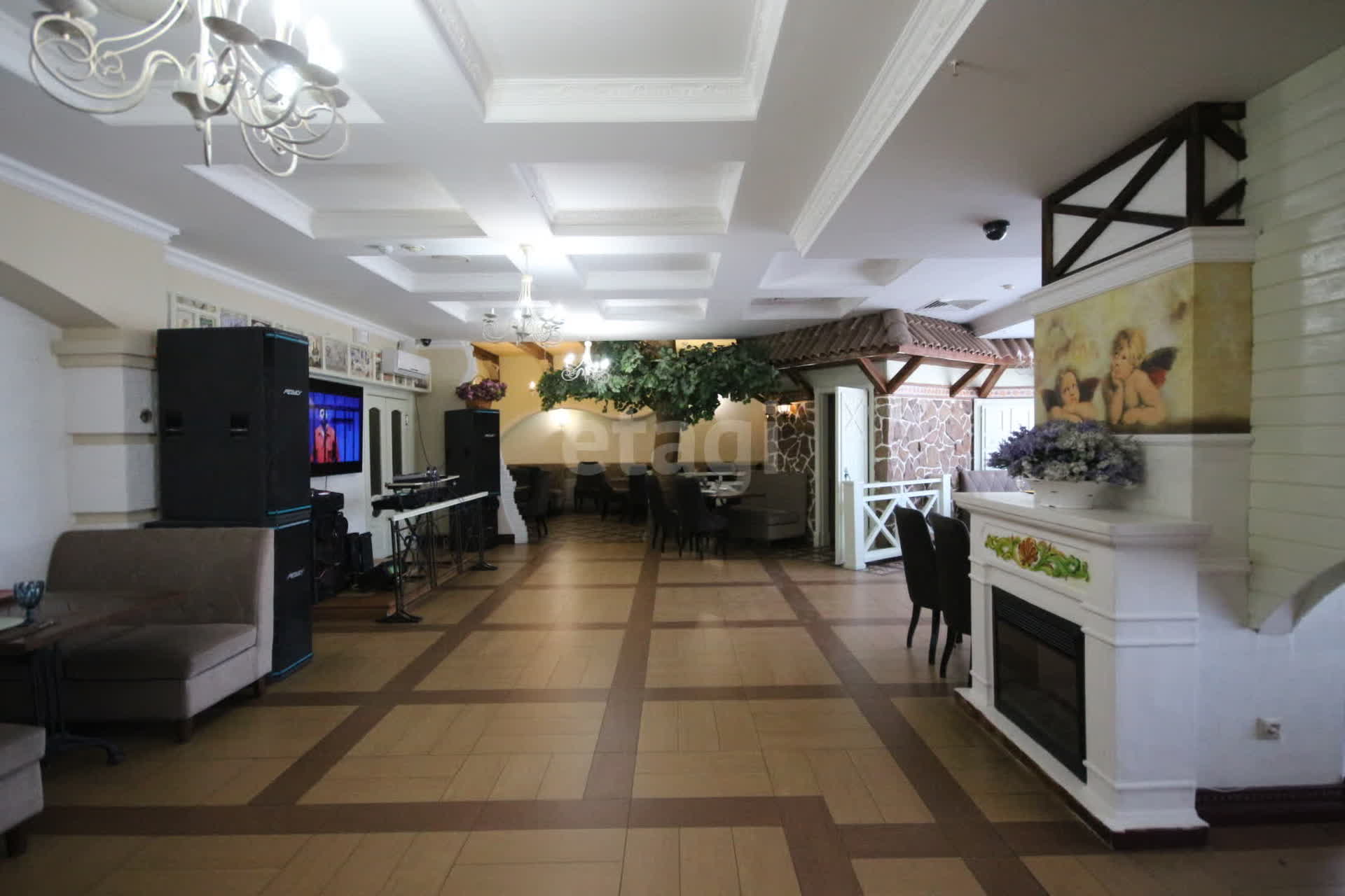 Аренда коммерческой недвижимости, 397м <sup>2</sup>, Новый Уренгой, Ямало-Ненецкий АО,  Новый Уренгой