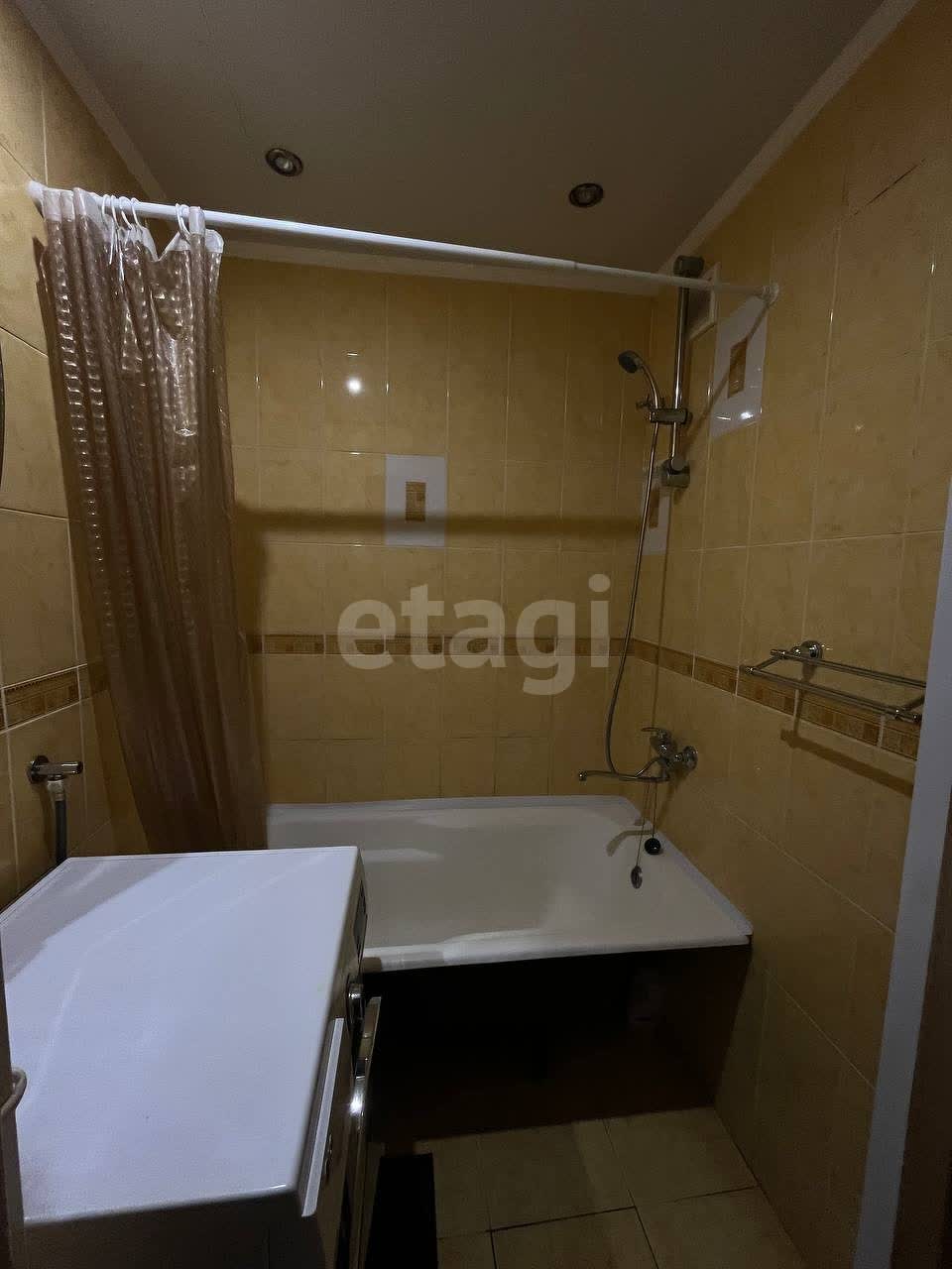 Продажа 3-комнатной квартиры, Южно-Сахалинск, Сахалинская область,  Южно-Сахалинск