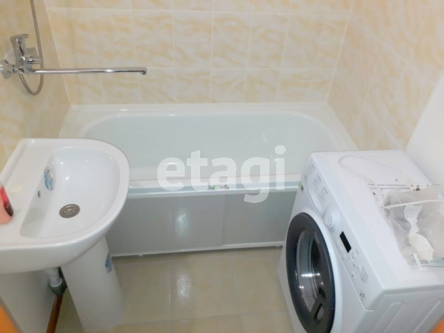 Продажа 2-комнатной квартиры, Южно-Сахалинск, Сахалинская область,  Южно-Сахалинск