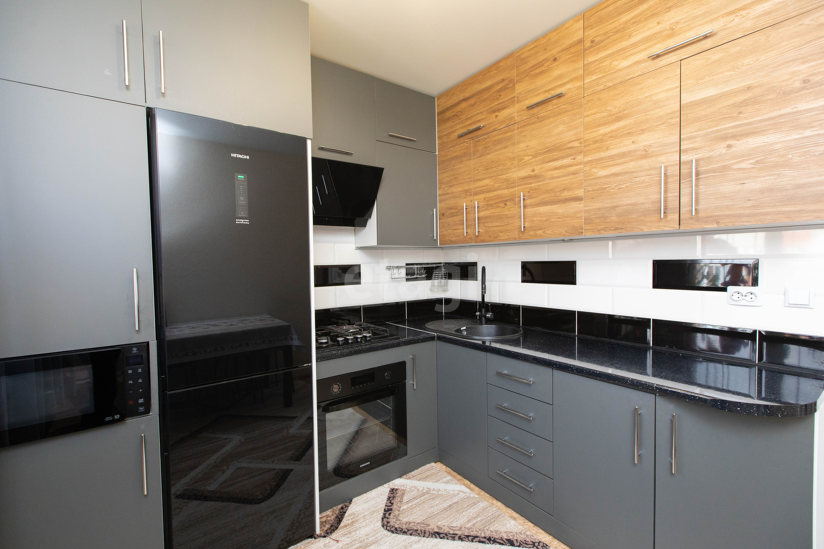 Продажа 3-комнатной квартиры, Южно-Сахалинск, Сахалинская область,  Южно-Сахалинск