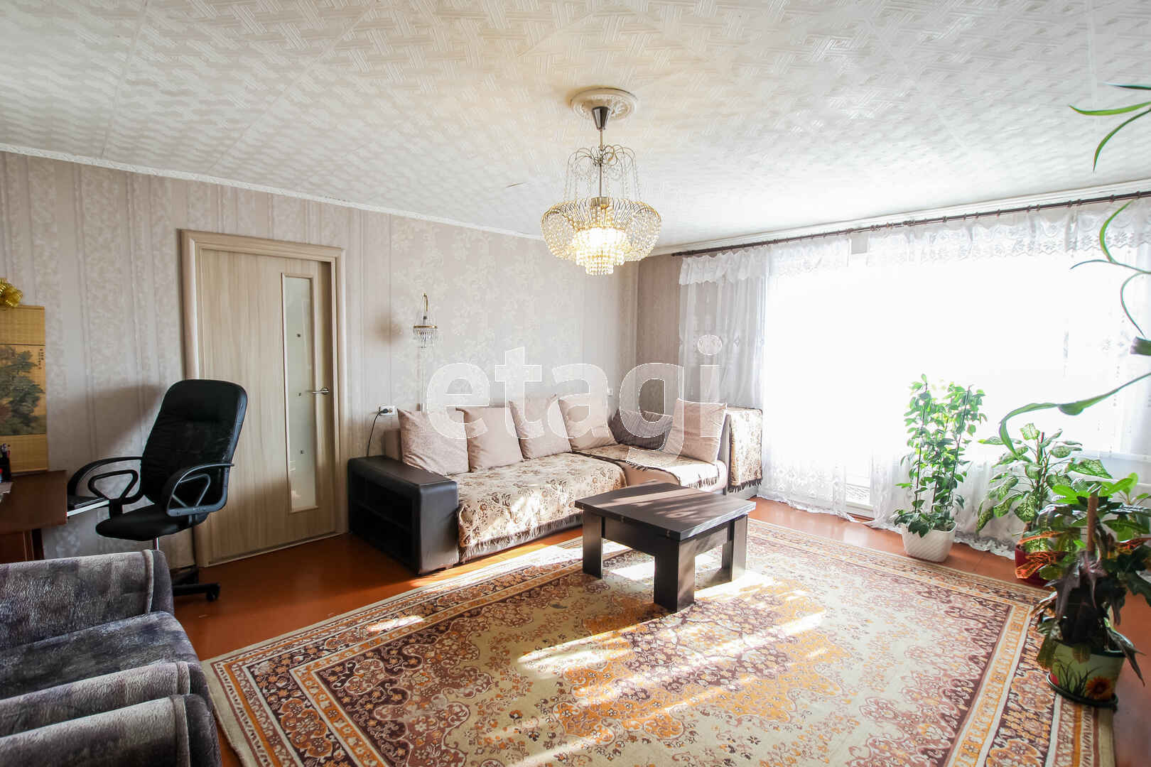 Продажа 4-комнатной квартиры, Улан-Удэ, Республика Бурятия,  Улан-Удэ