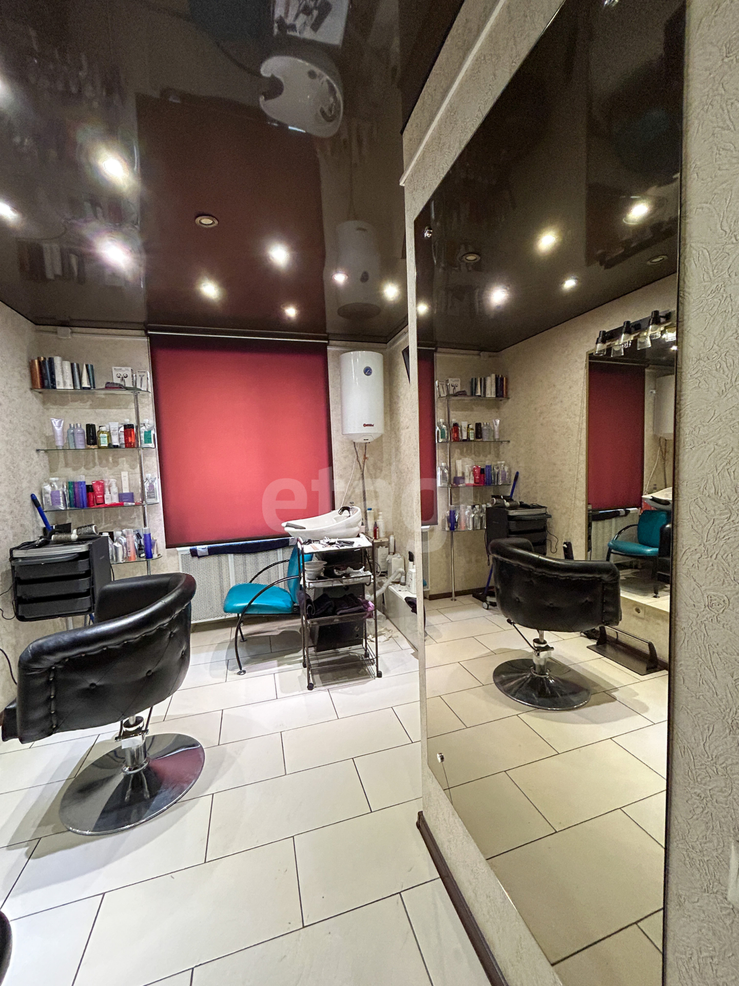 Продажа коммерческой недвижимости, 48м <sup>2</sup>, Новый Уренгой, Ямало-Ненецкий АО,  Новый Уренгой