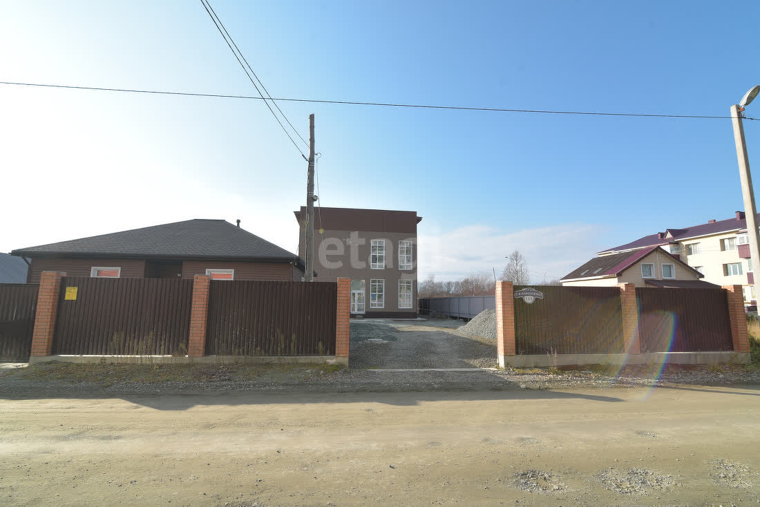 Продажа коммерческой недвижимости, 425м <sup>2</sup>, Южно-Сахалинск, Сахалинская область,  Южно-Сахалинск