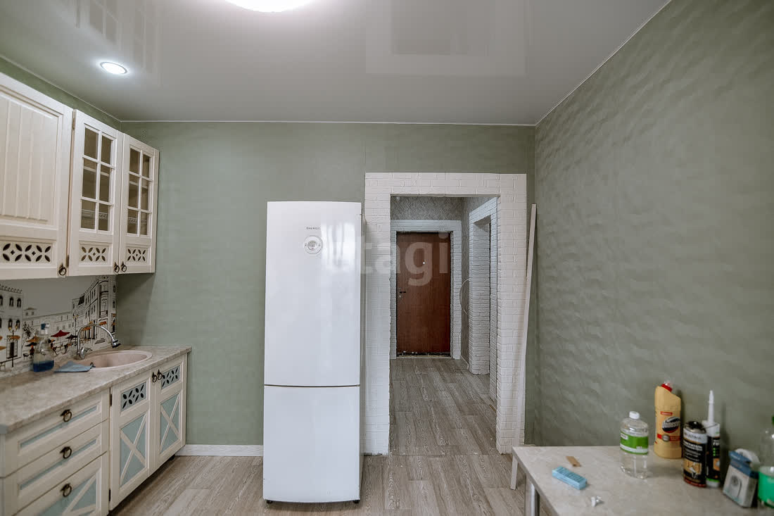 Продажа 2-комнатной квартиры, Южно-Сахалинск, Сахалинская область,  Южно-Сахалинск